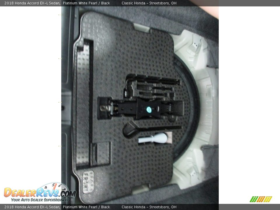 2018 Honda Accord EX-L Sedan Platinum White Pearl / Black Photo #22