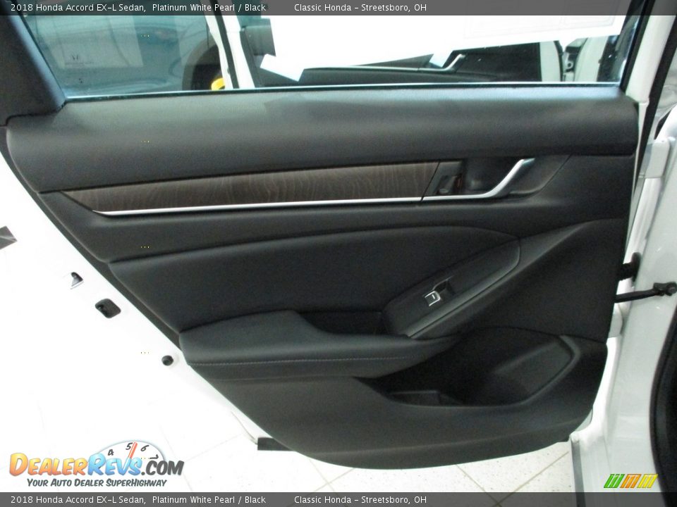 2018 Honda Accord EX-L Sedan Platinum White Pearl / Black Photo #23