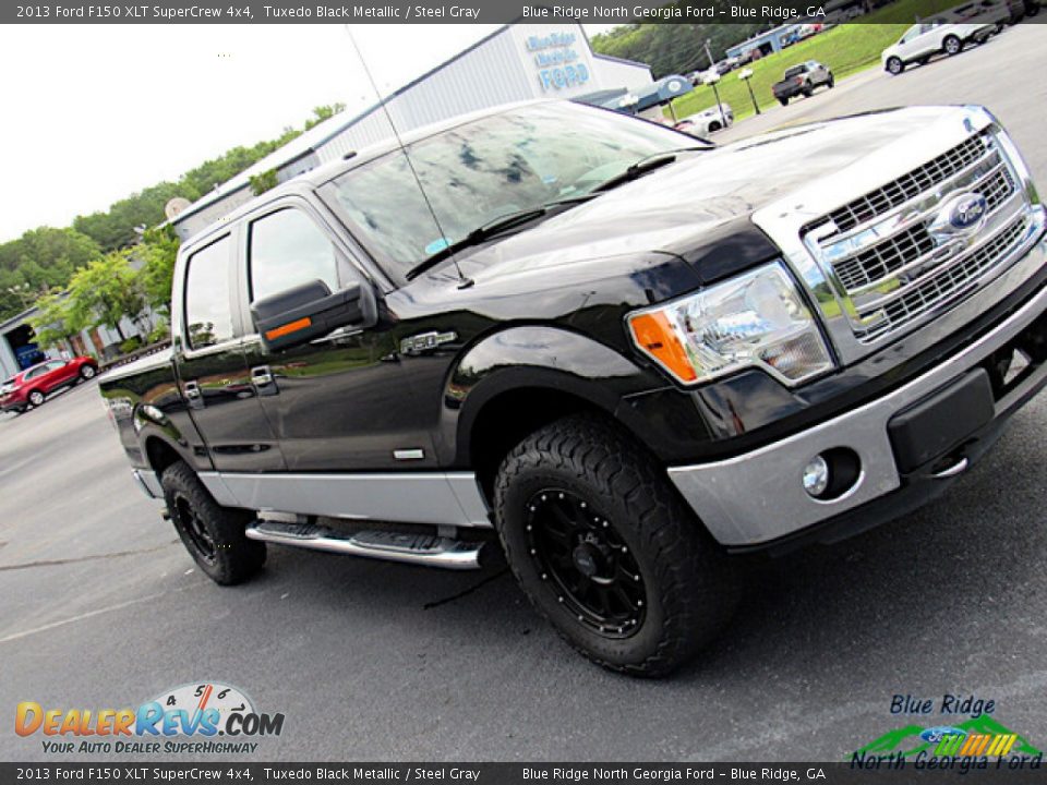 2013 Ford F150 XLT SuperCrew 4x4 Tuxedo Black Metallic / Steel Gray Photo #28