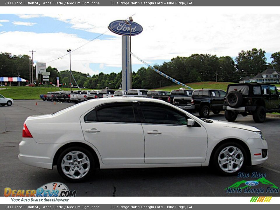 2011 Ford Fusion SE White Suede / Medium Light Stone Photo #6