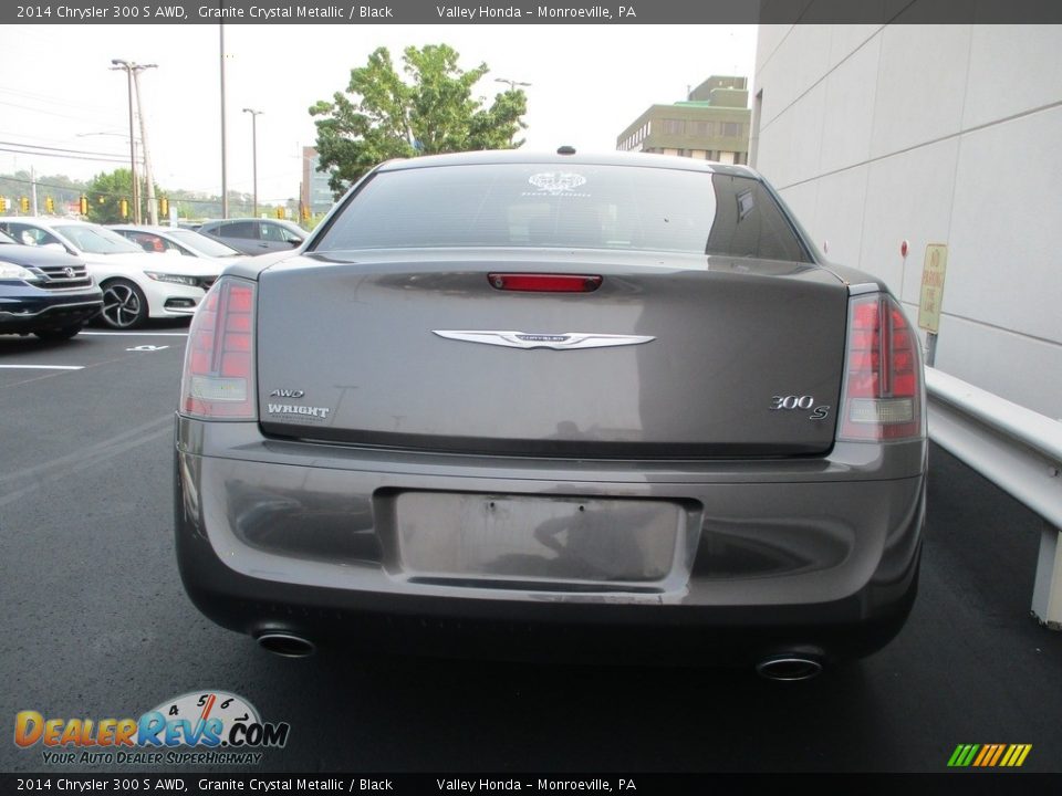 2014 Chrysler 300 S AWD Granite Crystal Metallic / Black Photo #4