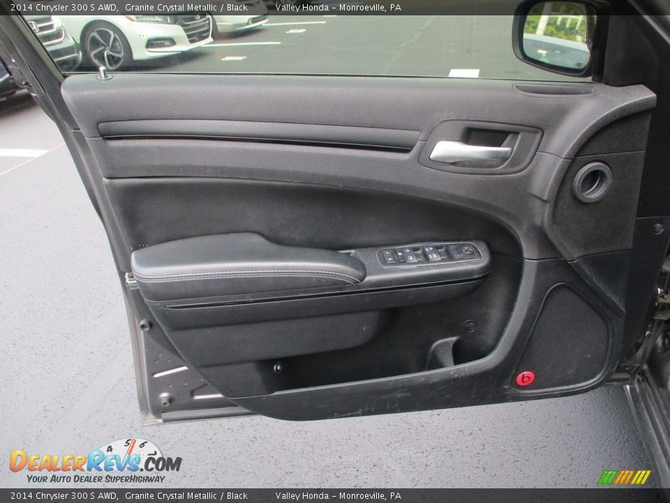 Door Panel of 2014 Chrysler 300 S AWD Photo #11