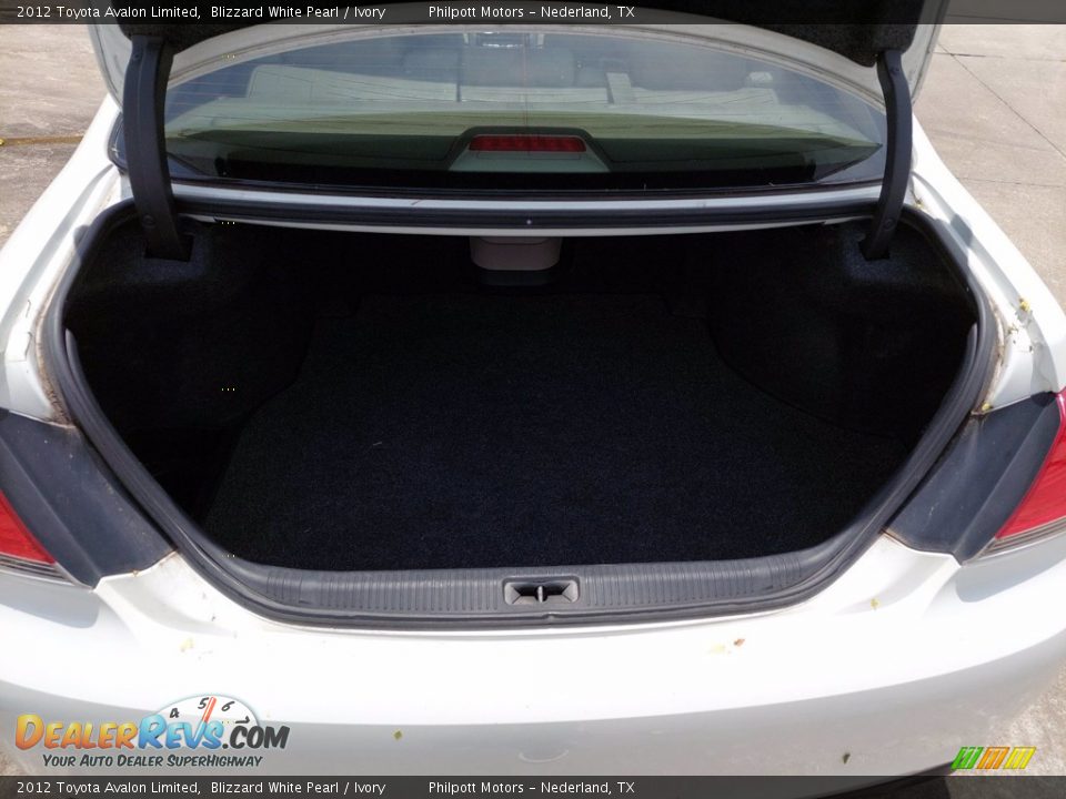 2012 Toyota Avalon Limited Blizzard White Pearl / Ivory Photo #26