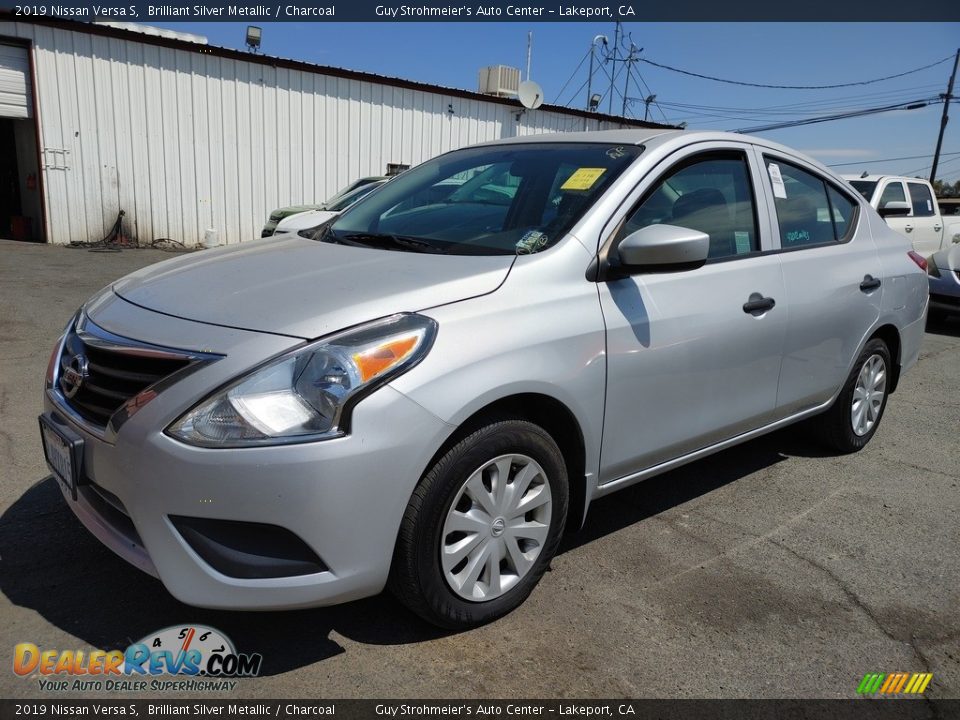 2019 Nissan Versa S Brilliant Silver Metallic / Charcoal Photo #3