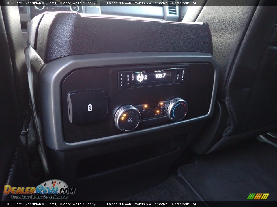 2018 Ford Expedition XLT 4x4 Oxford White / Ebony Photo #18