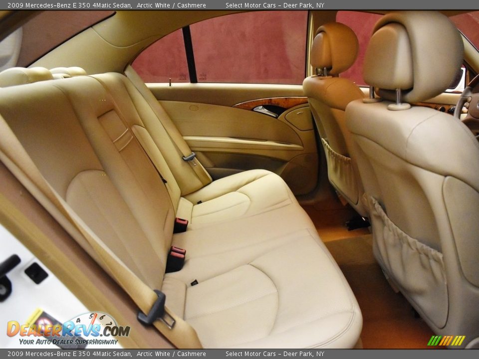 2009 Mercedes-Benz E 350 4Matic Sedan Arctic White / Cashmere Photo #14