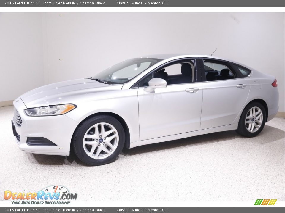 2016 Ford Fusion SE Ingot Silver Metallic / Charcoal Black Photo #3