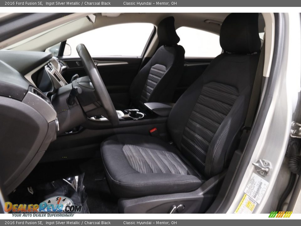 2016 Ford Fusion SE Ingot Silver Metallic / Charcoal Black Photo #5