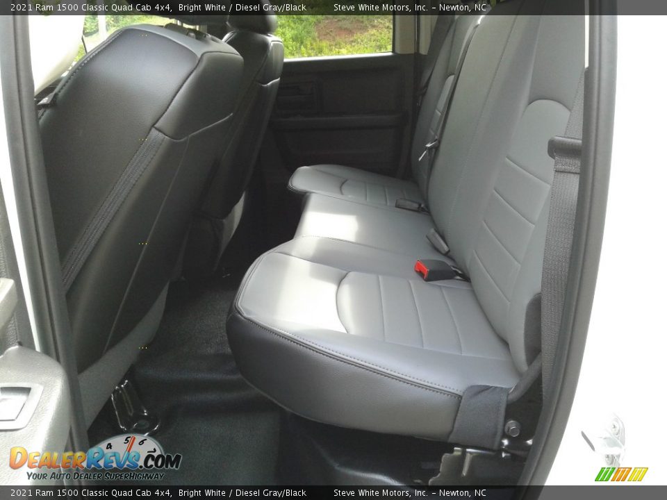 2021 Ram 1500 Classic Quad Cab 4x4 Bright White / Diesel Gray/Black Photo #11