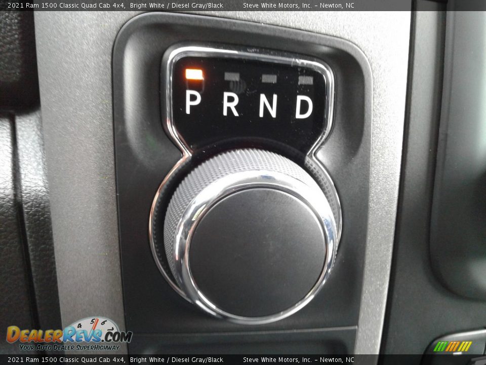 2021 Ram 1500 Classic Quad Cab 4x4 Bright White / Diesel Gray/Black Photo #18