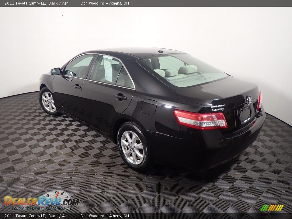 2011 Toyota Camry LE Black / Ash Photo #11