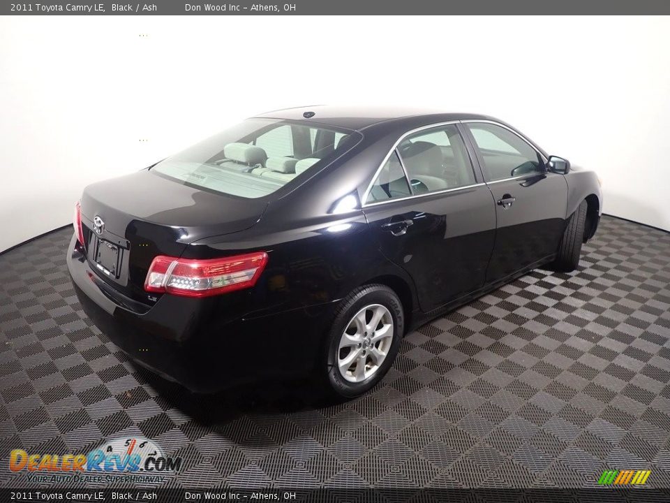 2011 Toyota Camry LE Black / Ash Photo #16