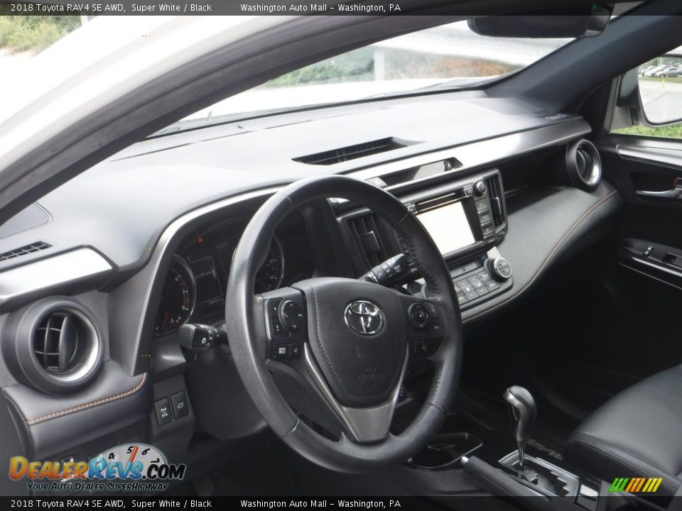 2018 Toyota RAV4 SE AWD Super White / Black Photo #17