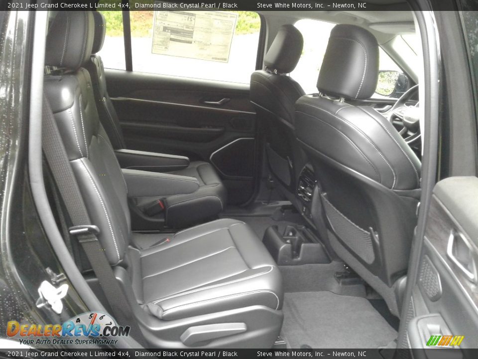 Rear Seat of 2021 Jeep Grand Cherokee L Limited 4x4 Photo #15