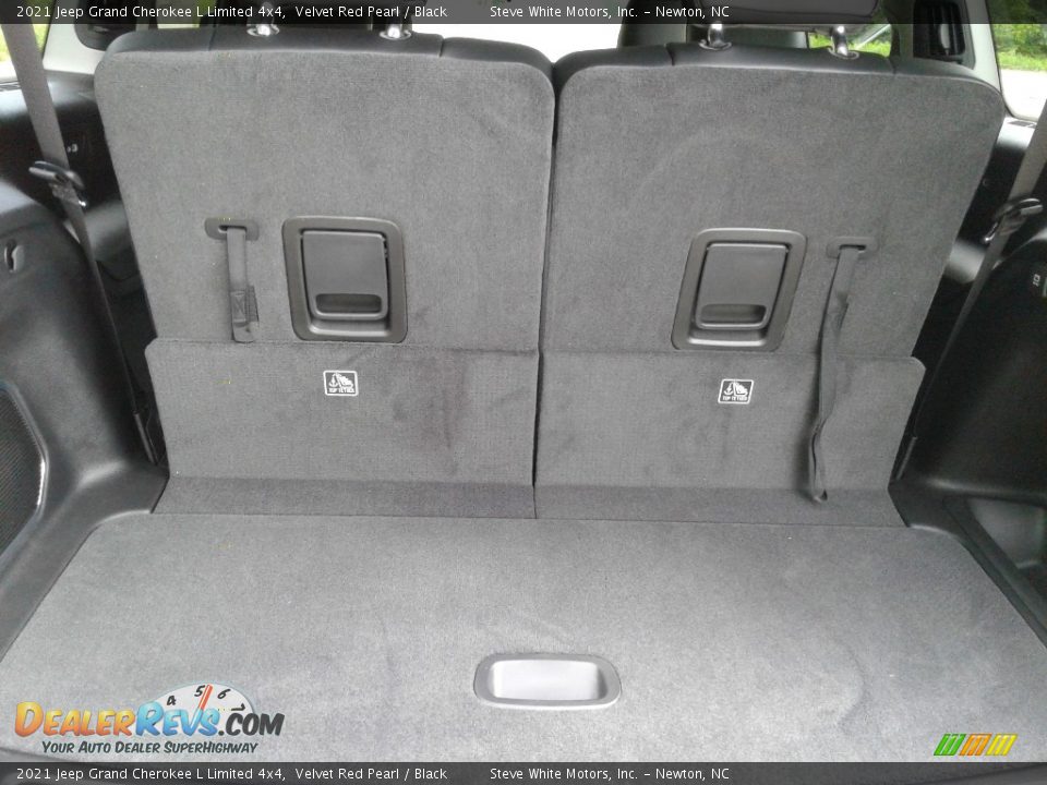 2021 Jeep Grand Cherokee L Limited 4x4 Velvet Red Pearl / Black Photo #12