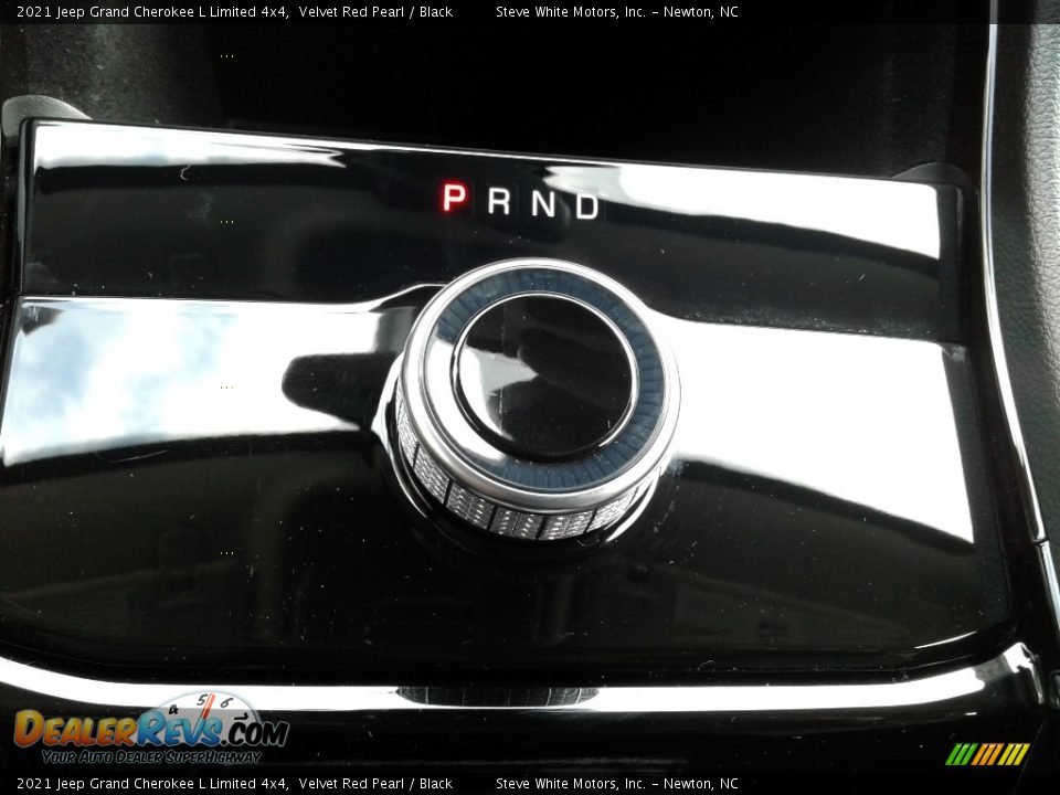 2021 Jeep Grand Cherokee L Limited 4x4 Velvet Red Pearl / Black Photo #24