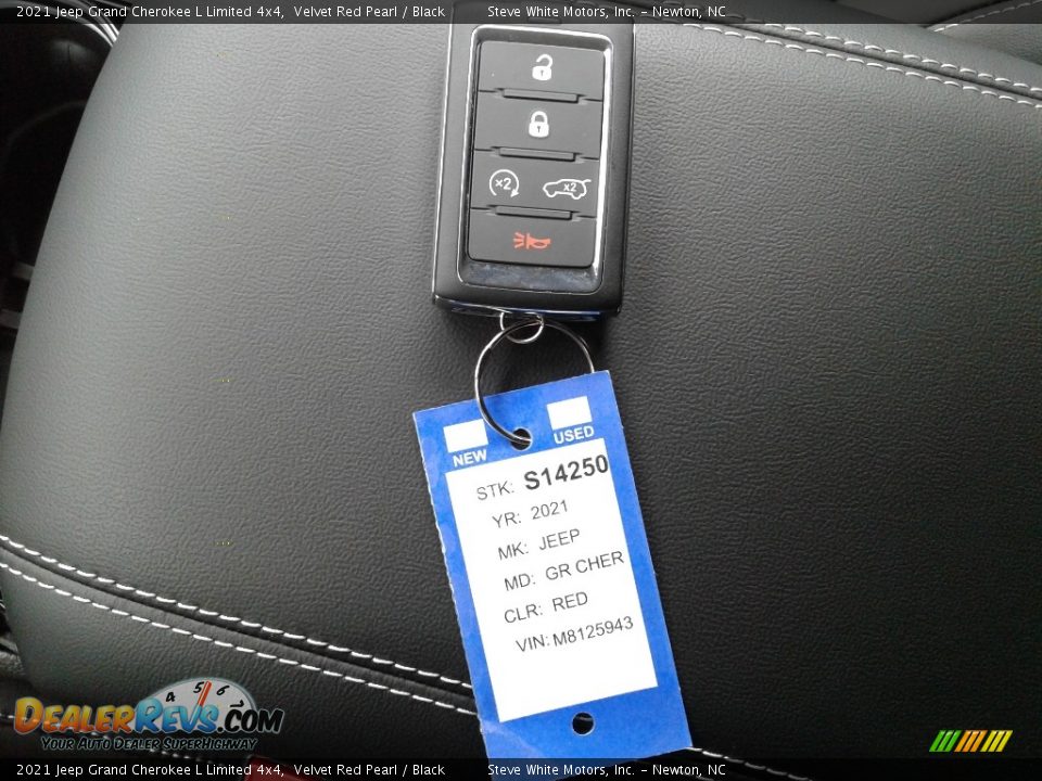 2021 Jeep Grand Cherokee L Limited 4x4 Velvet Red Pearl / Black Photo #26