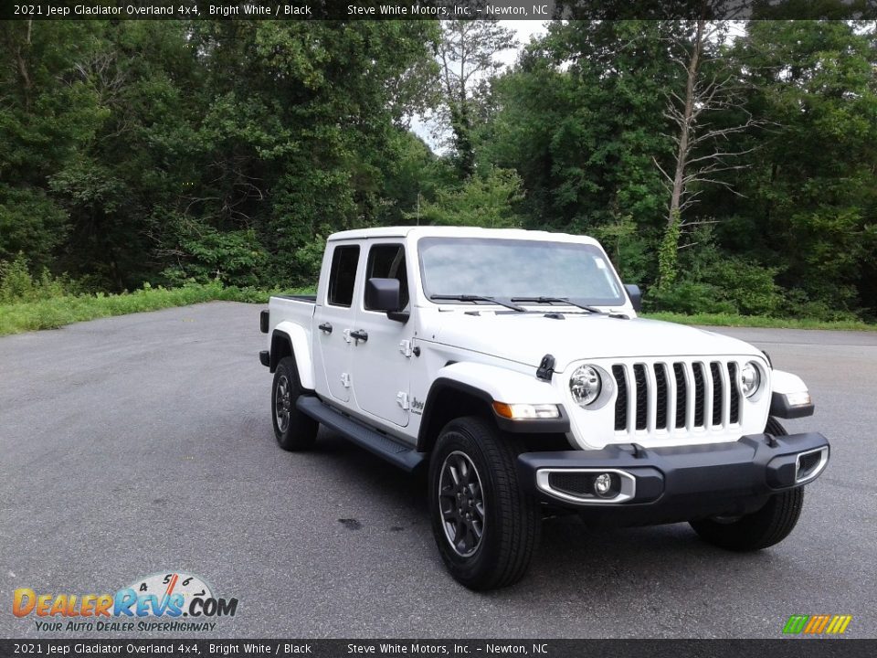 2021 Jeep Gladiator Overland 4x4 Bright White / Black Photo #4