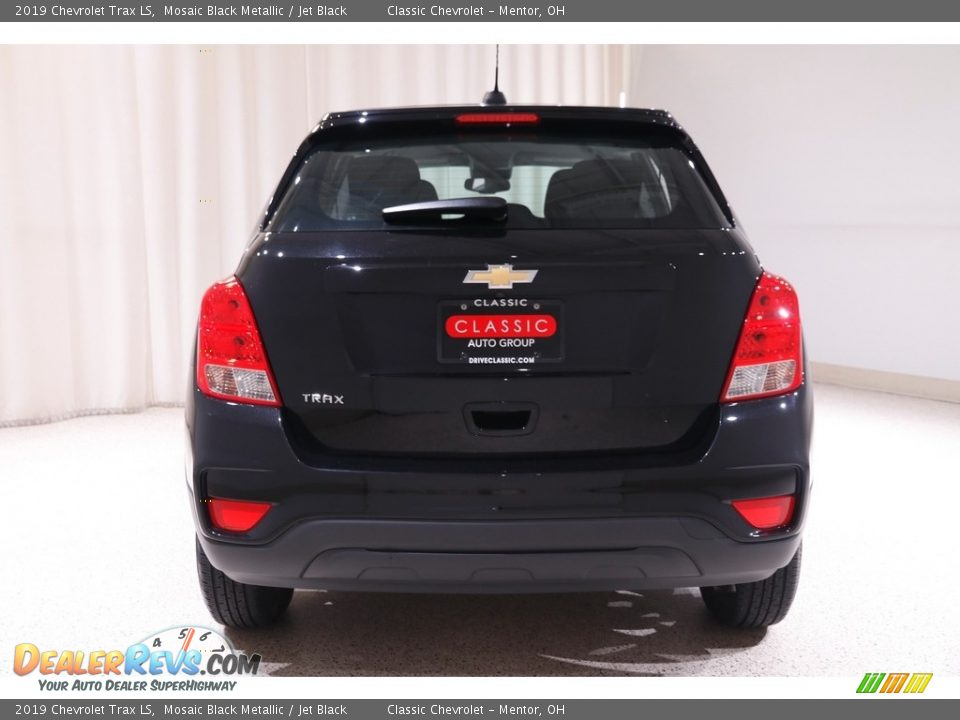 2019 Chevrolet Trax LS Mosaic Black Metallic / Jet Black Photo #16