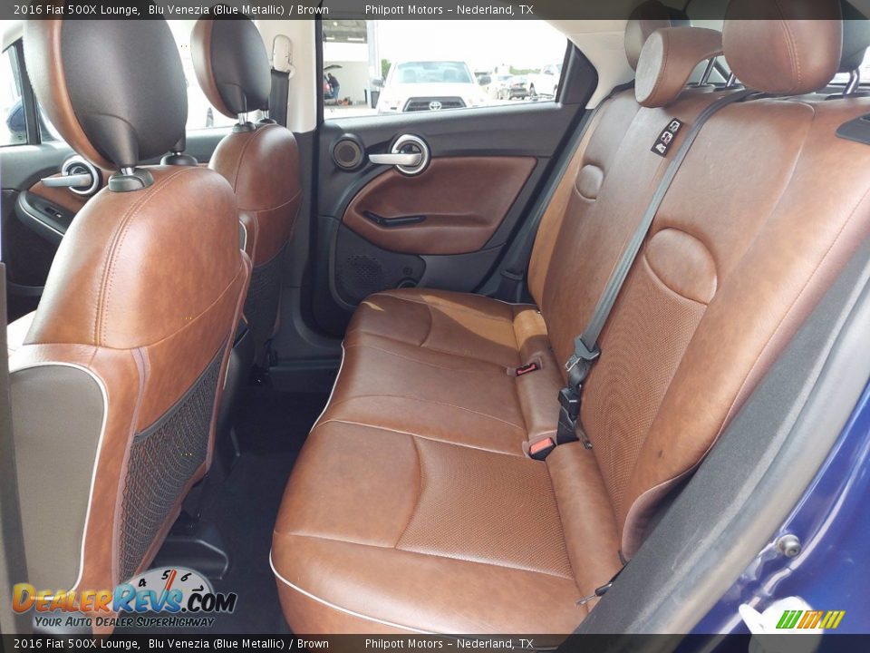 Rear Seat of 2016 Fiat 500X Lounge Photo #10