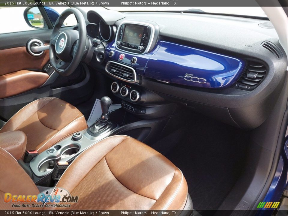 Brown Interior - 2016 Fiat 500X Lounge Photo #28