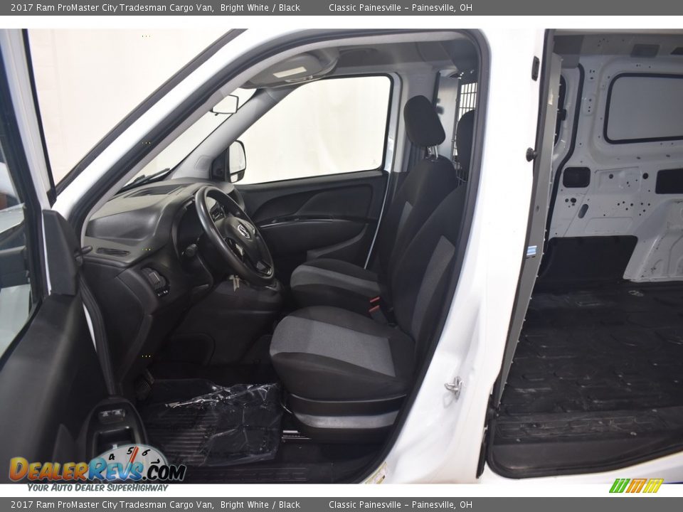 2017 Ram ProMaster City Tradesman Cargo Van Bright White / Black Photo #7