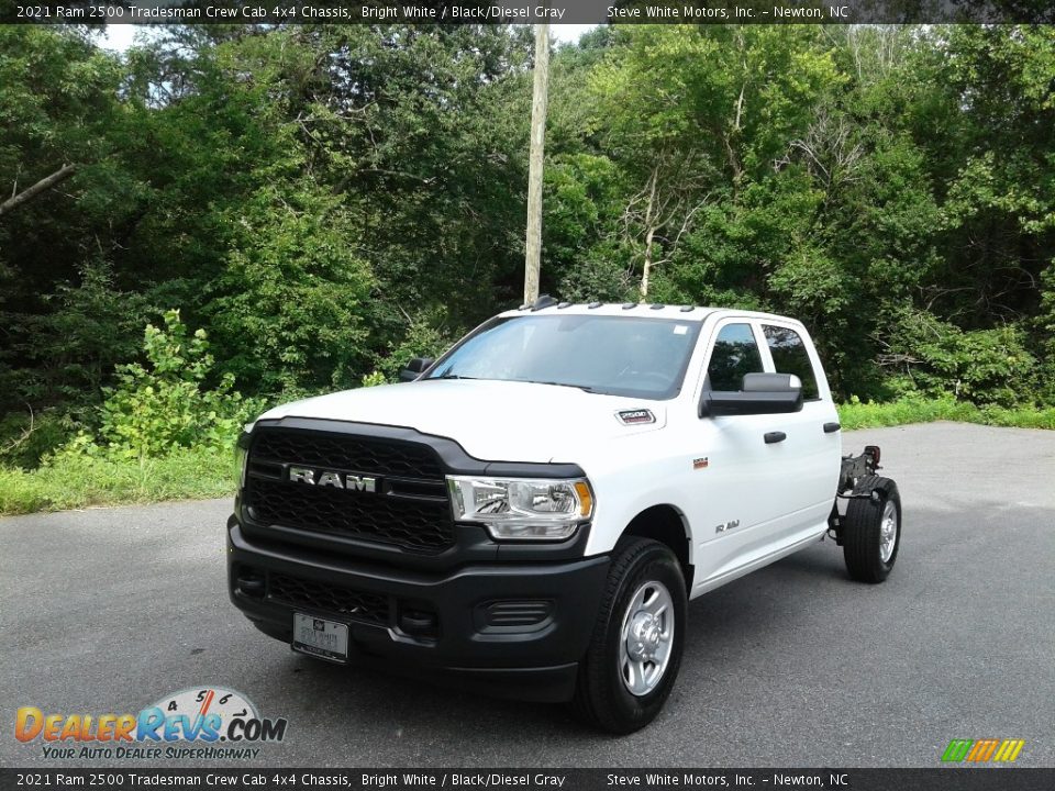 2021 Ram 2500 Tradesman Crew Cab 4x4 Chassis Bright White / Black/Diesel Gray Photo #2