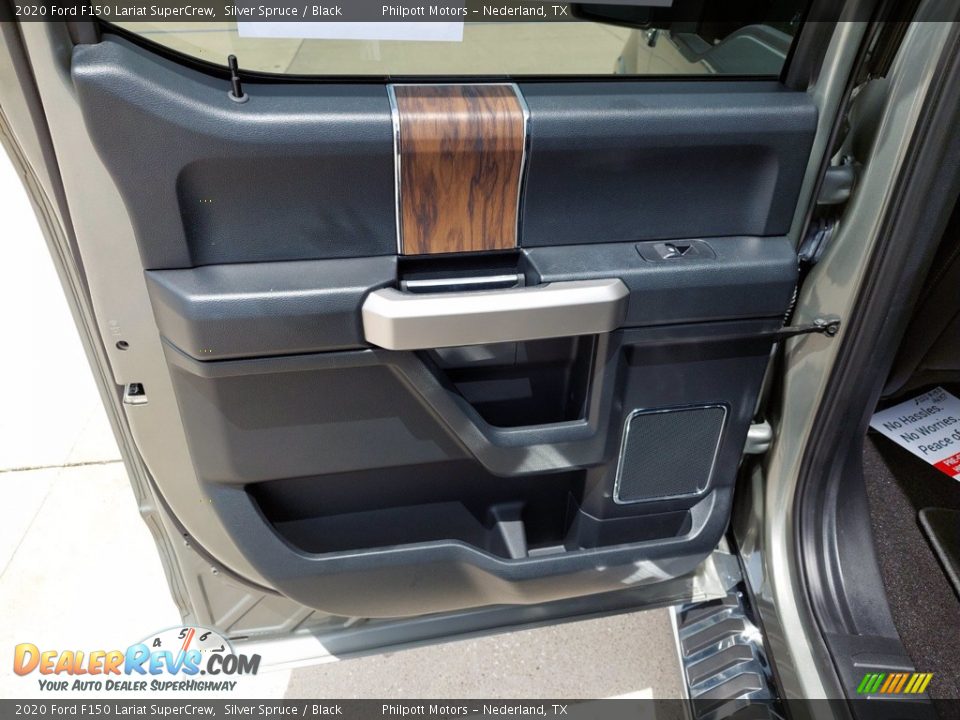 Door Panel of 2020 Ford F150 Lariat SuperCrew Photo #21