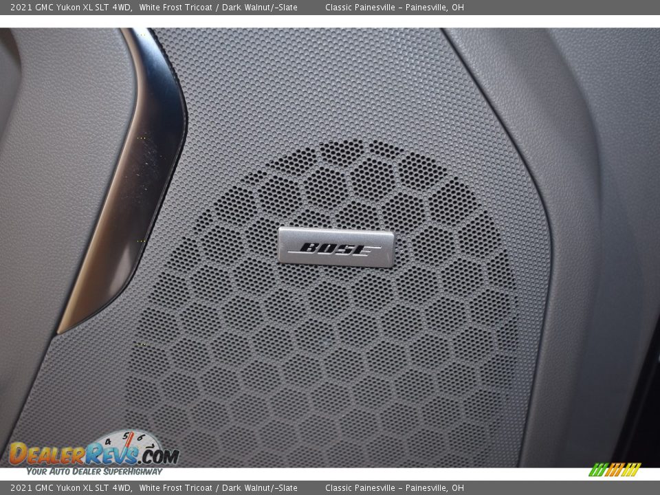 2021 GMC Yukon XL SLT 4WD White Frost Tricoat / Dark Walnut/­Slate Photo #11