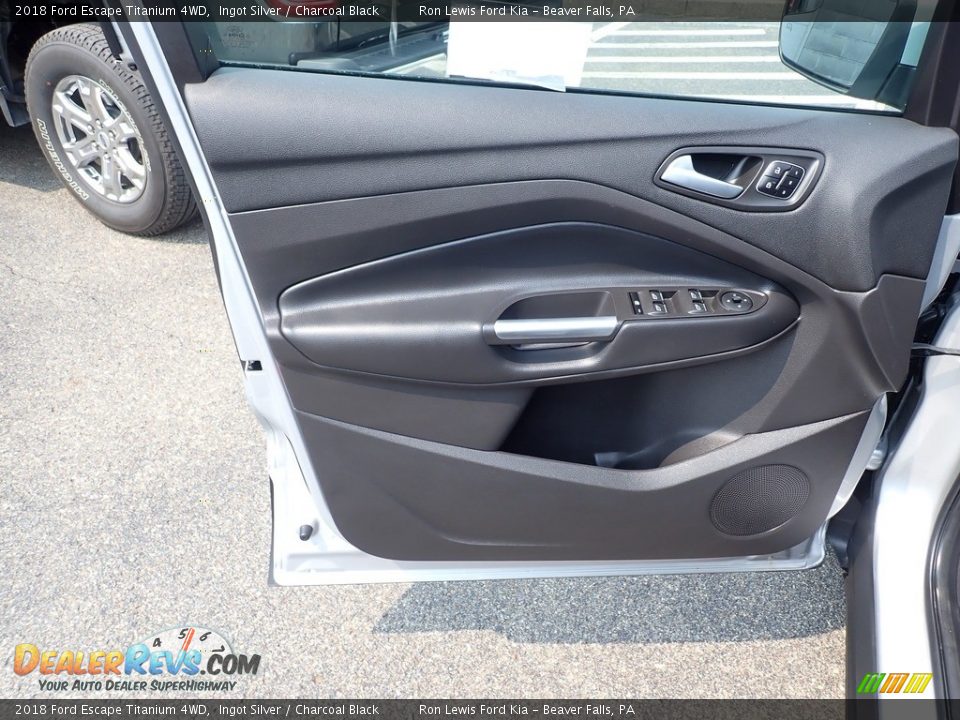 2018 Ford Escape Titanium 4WD Ingot Silver / Charcoal Black Photo #16