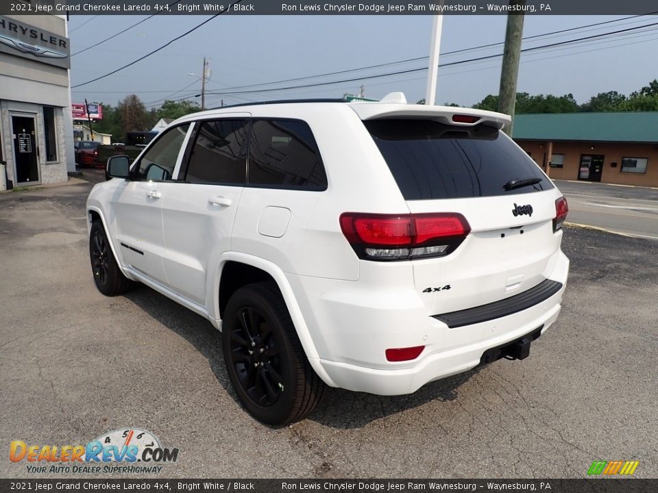 2021 Jeep Grand Cherokee Laredo 4x4 Bright White / Black Photo #3