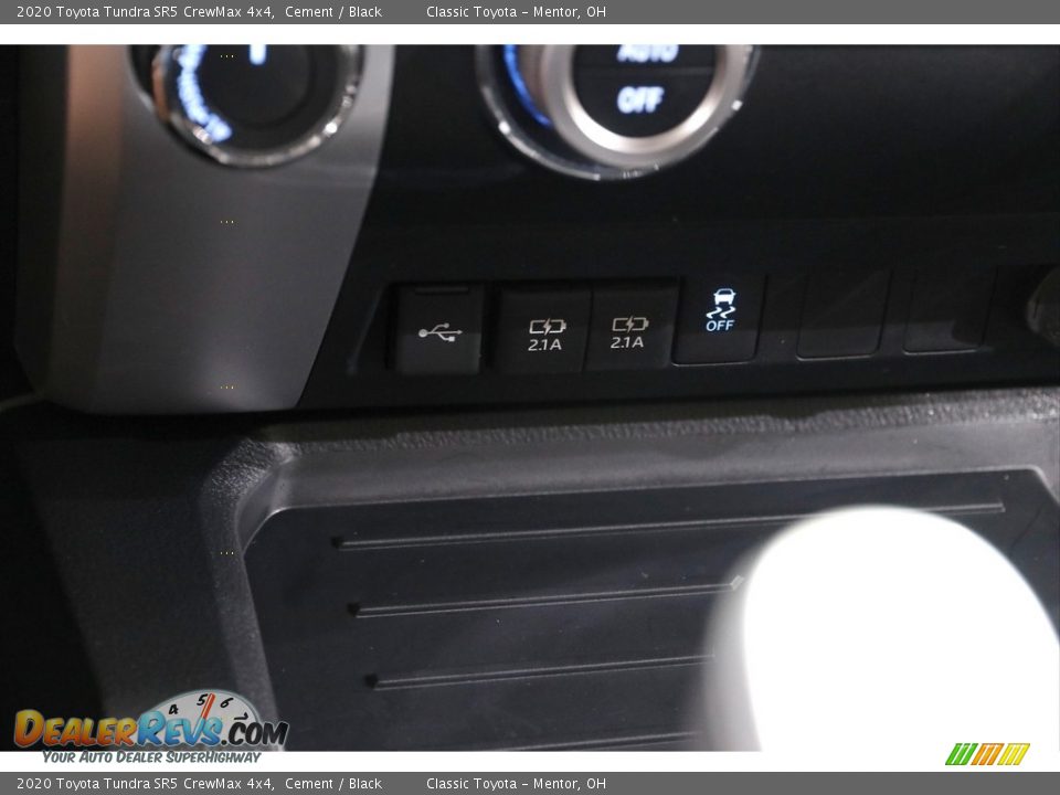 2020 Toyota Tundra SR5 CrewMax 4x4 Cement / Black Photo #12