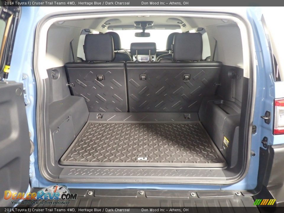 2014 Toyota FJ Cruiser Trail Teams 4WD Trunk Photo #14