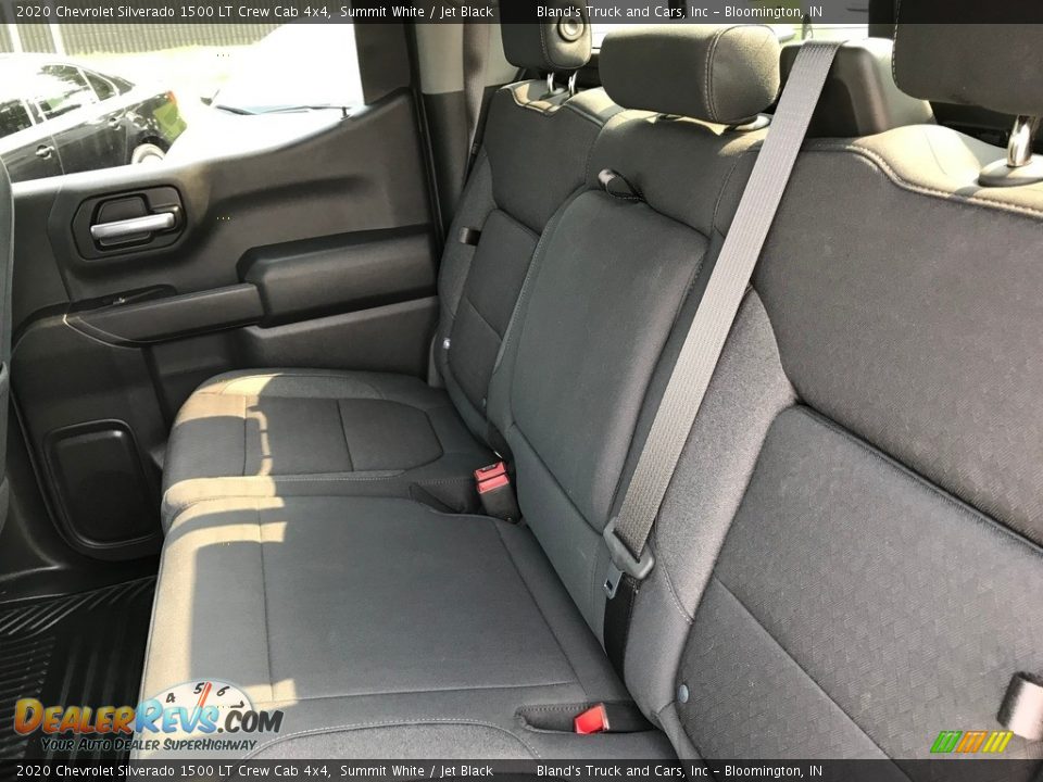 2020 Chevrolet Silverado 1500 LT Crew Cab 4x4 Summit White / Jet Black Photo #35