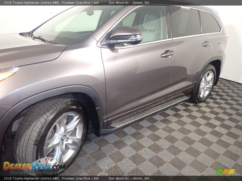 2016 Toyota Highlander Limited AWD Predawn Gray Mica / Ash Photo #13