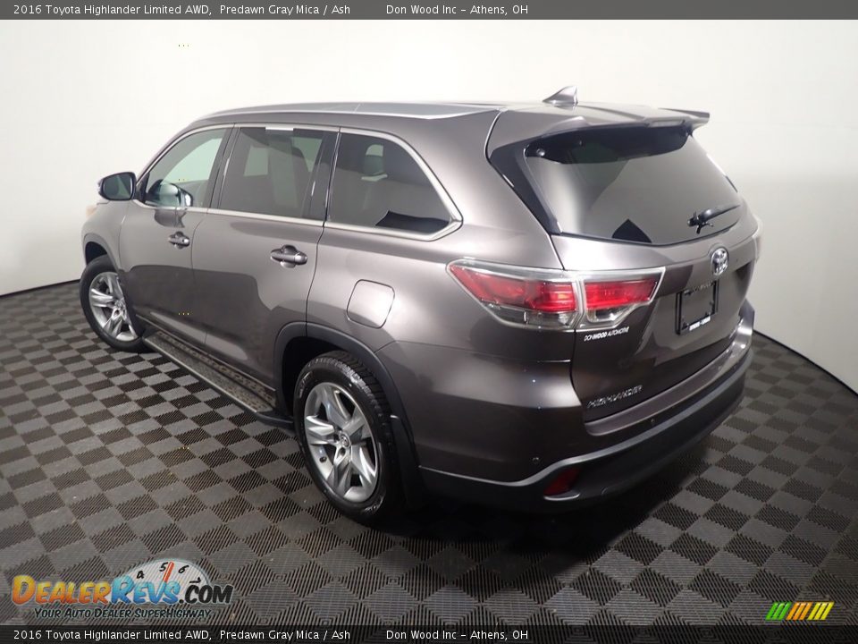 2016 Toyota Highlander Limited AWD Predawn Gray Mica / Ash Photo #15
