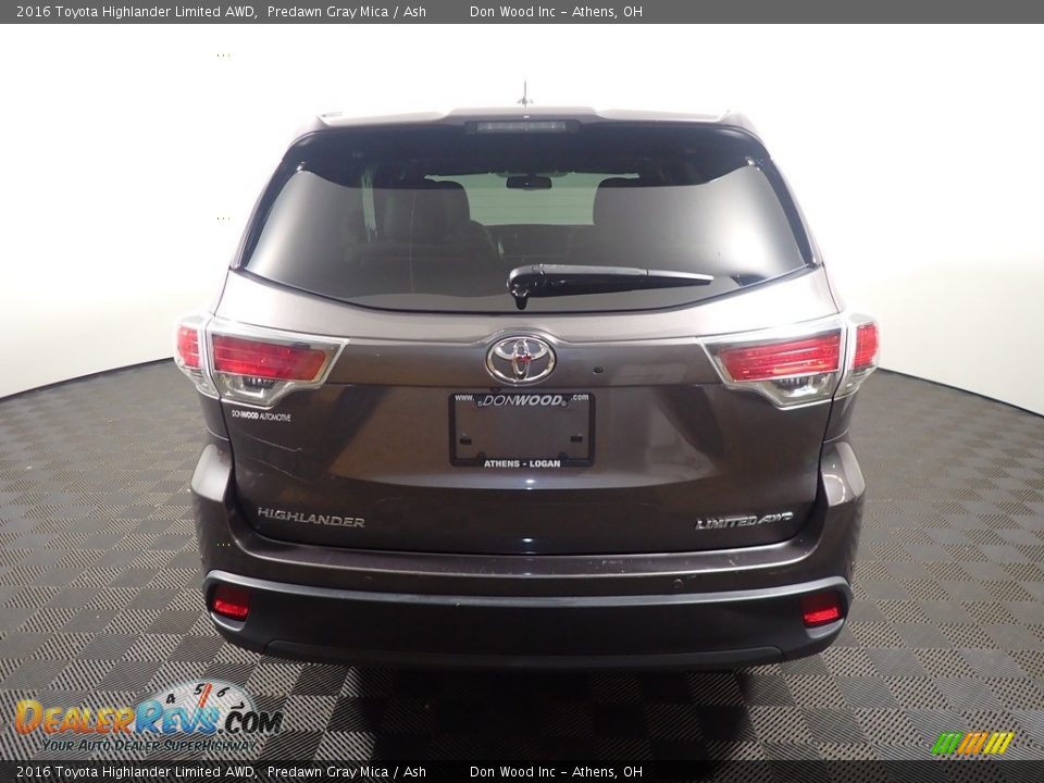 2016 Toyota Highlander Limited AWD Predawn Gray Mica / Ash Photo #16