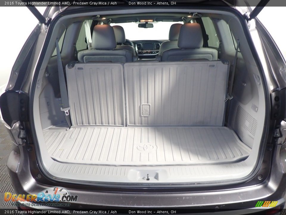 2016 Toyota Highlander Limited AWD Predawn Gray Mica / Ash Photo #19