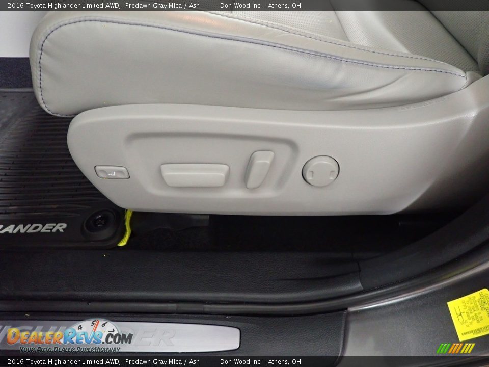 2016 Toyota Highlander Limited AWD Predawn Gray Mica / Ash Photo #28