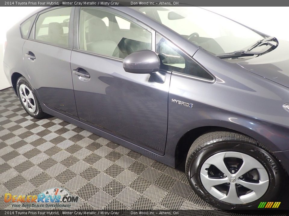 2014 Toyota Prius Four Hybrid Winter Gray Metallic / Misty Gray Photo #6