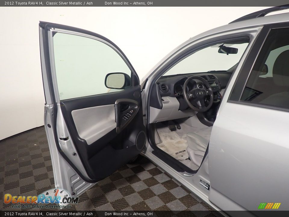 2012 Toyota RAV4 I4 Classic Silver Metallic / Ash Photo #19