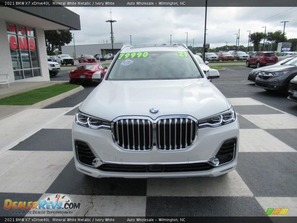 2021 BMW X7 xDrive40i Mineral White Metallic / Ivory White Photo #2