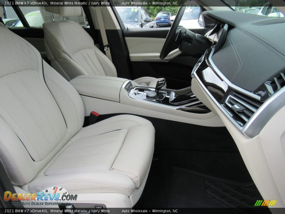2021 BMW X7 xDrive40i Mineral White Metallic / Ivory White Photo #13