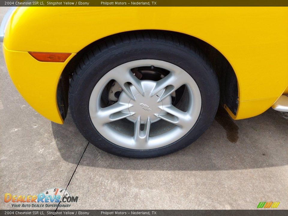 2004 Chevrolet SSR LS Slingshot Yellow / Ebony Photo #9