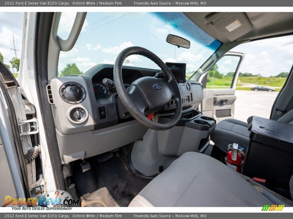 2012 Ford E Series Van E150 Cargo Oxford White / Medium Flint Photo #20