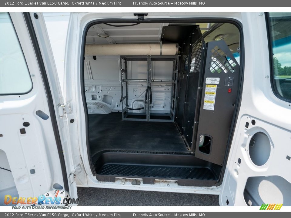 2012 Ford E Series Van E150 Cargo Oxford White / Medium Flint Photo #26