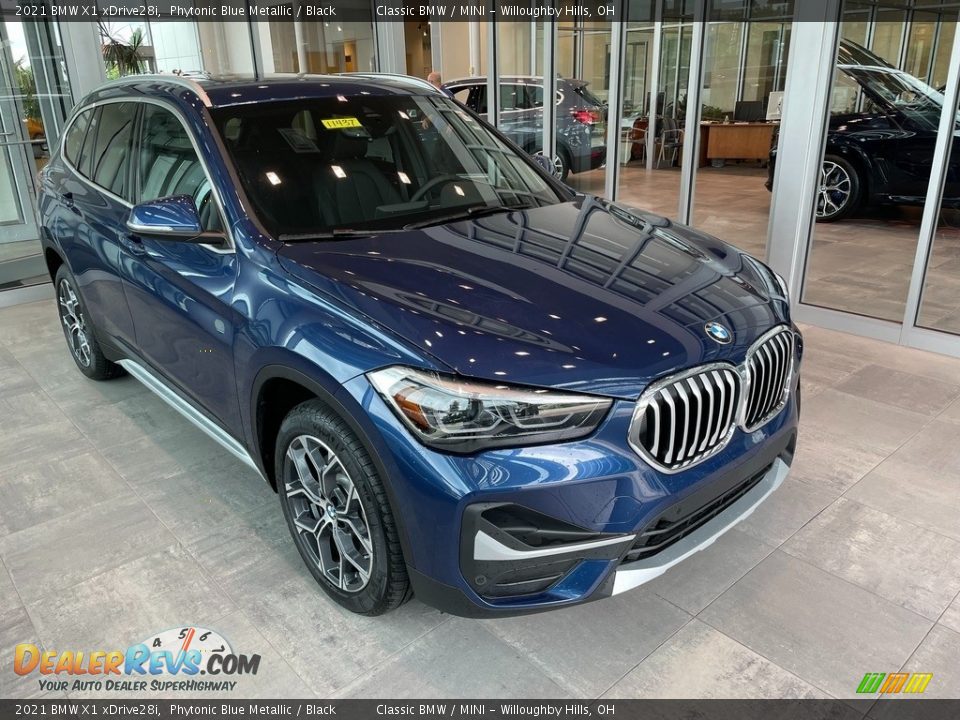 2021 BMW X1 xDrive28i Phytonic Blue Metallic / Black Photo #1