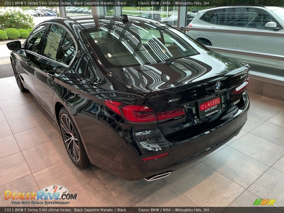 2021 BMW 5 Series 540i xDrive Sedan Black Sapphire Metallic / Black Photo #2
