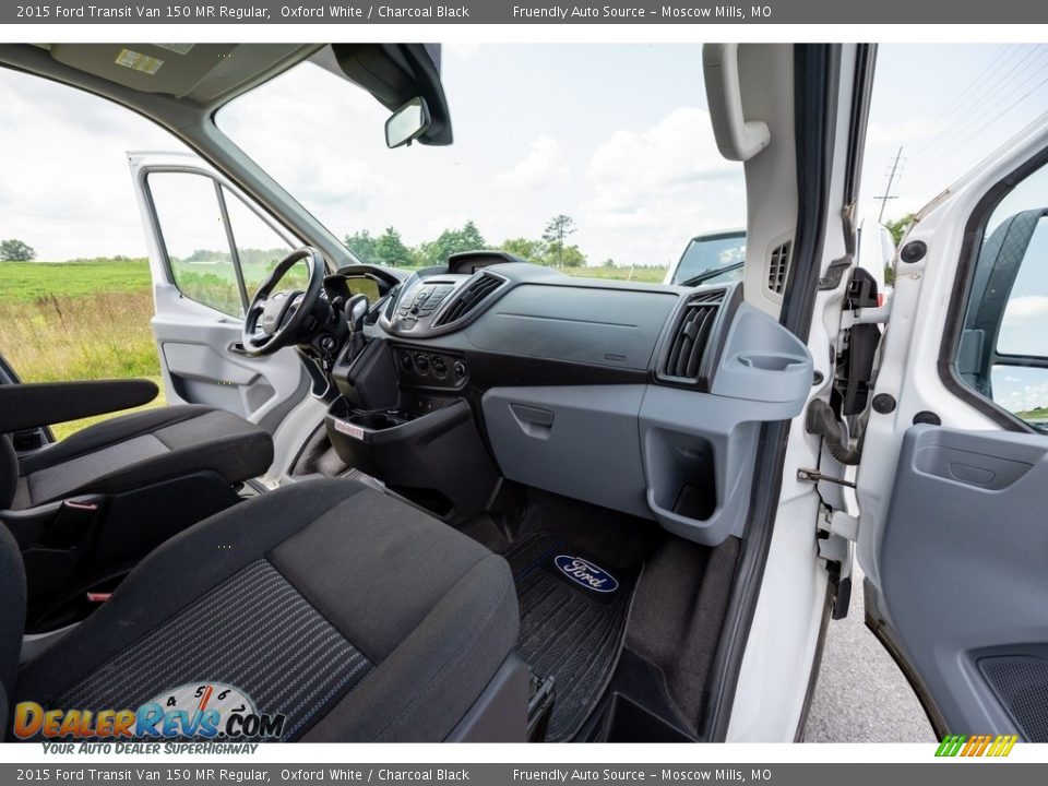 2015 Ford Transit Van 150 MR Regular Oxford White / Charcoal Black Photo #29