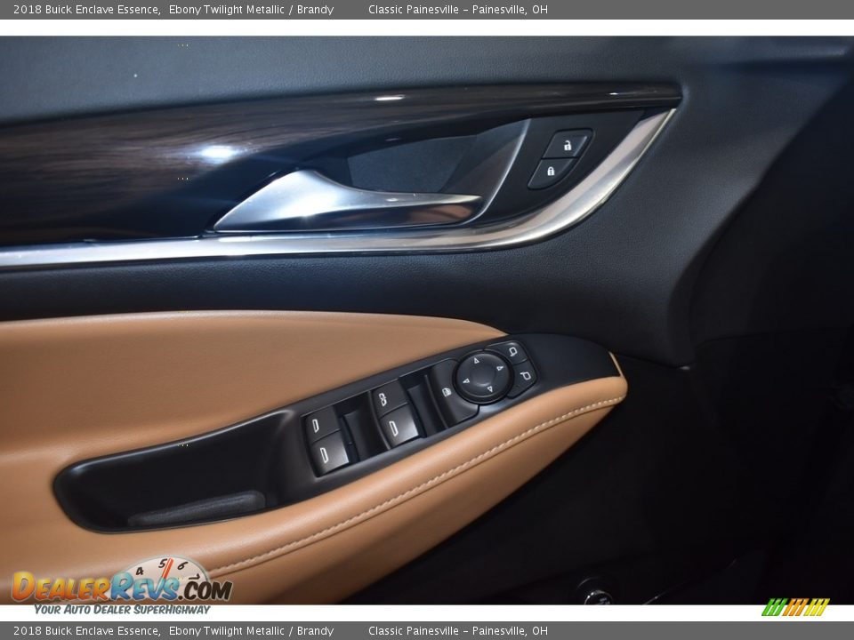 Door Panel of 2018 Buick Enclave Essence Photo #11